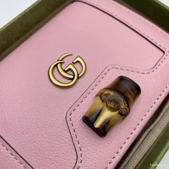 First bag ru case wallet card Gucci Diana 0627